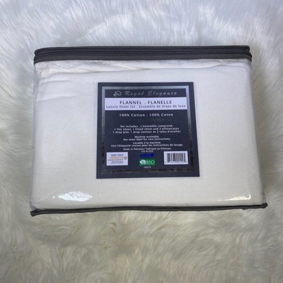 ⭐️SEE NEW LISTING⭐️Full 4pc White Flannel Bedsheets - Picture 3 of 4